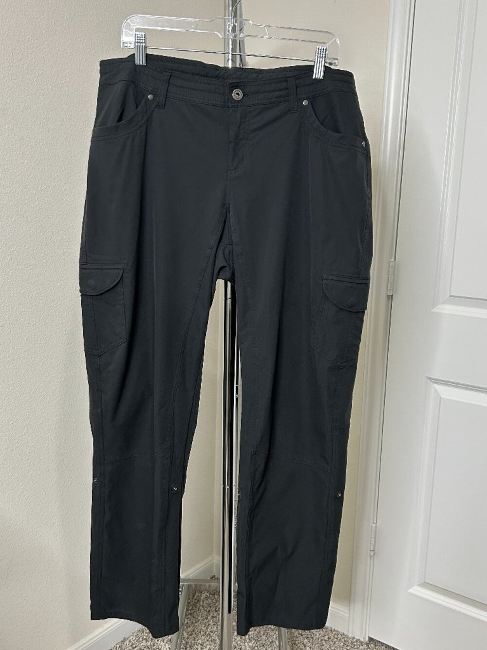 Kuhl Pants Womens 16 Short Black Freeflex Roll Up Cargo Hiking Outdoor Athletic